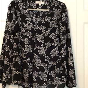 Black Loft top